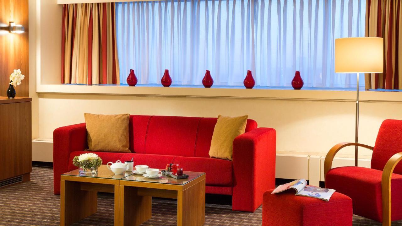 Holiday Inn Amsterdam Esterno foto