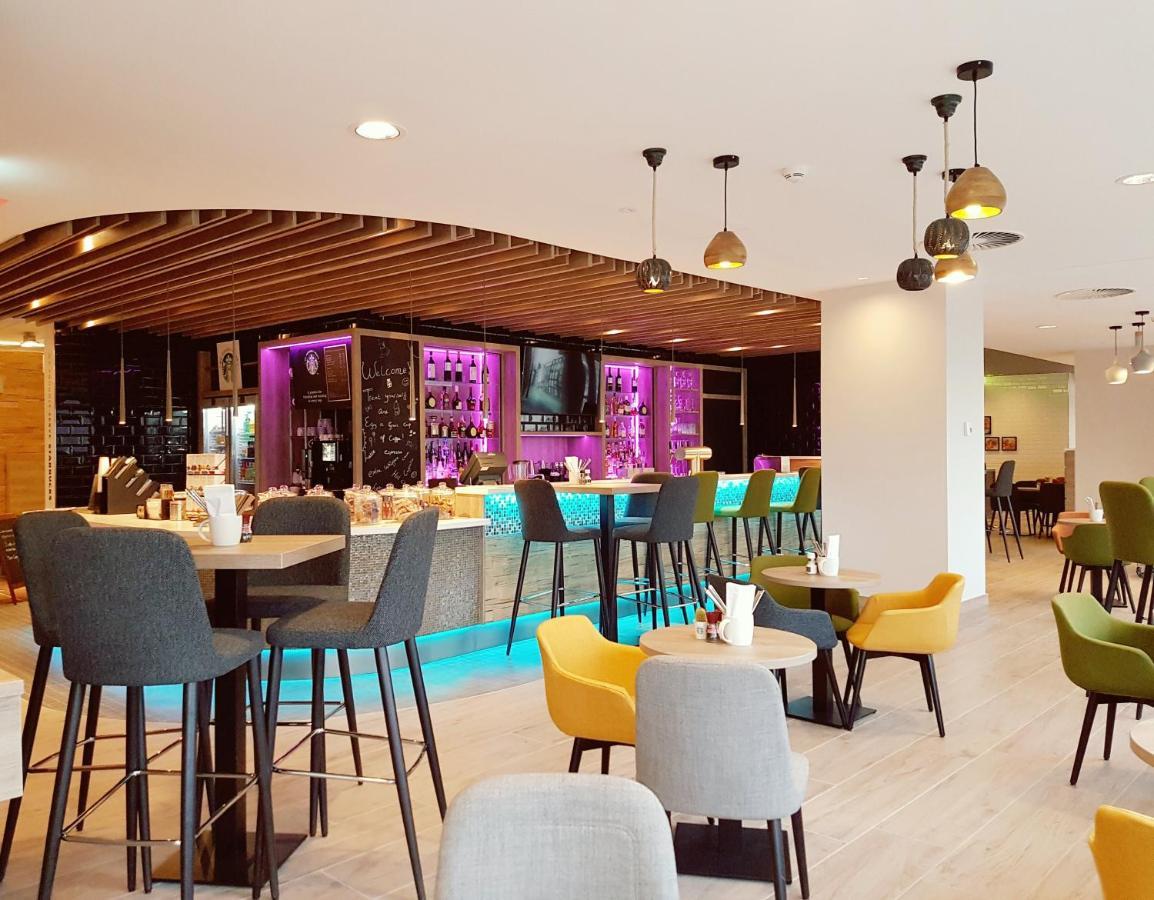 Holiday Inn Amsterdam Esterno foto