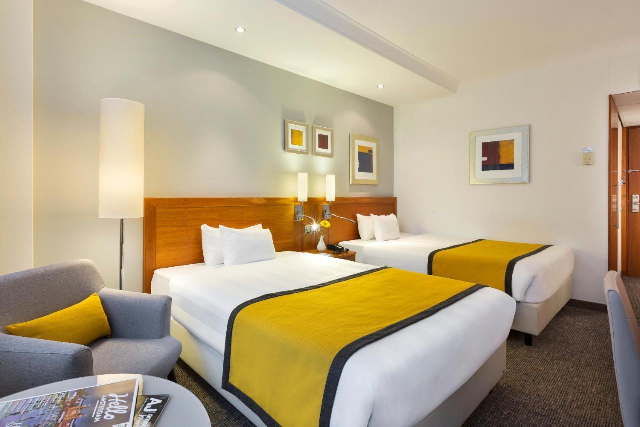 Holiday Inn Amsterdam Esterno foto