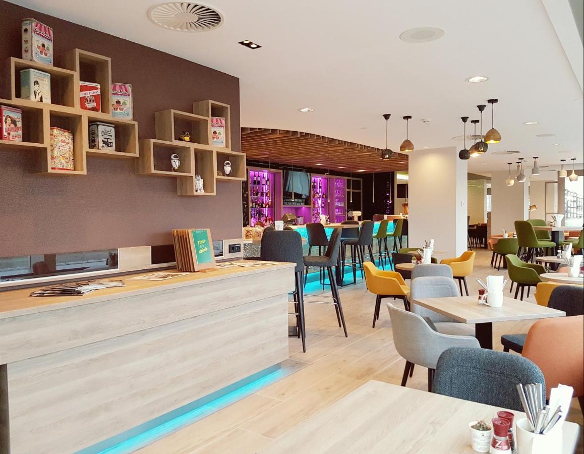 Holiday Inn Amsterdam Esterno foto