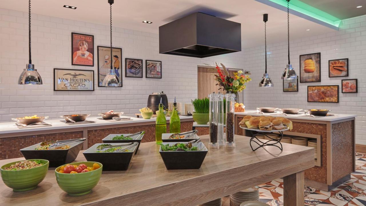 Holiday Inn Amsterdam Esterno foto